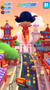 Talking Tom: Hero Dash Run 25.3.3.9668 screenshot 4